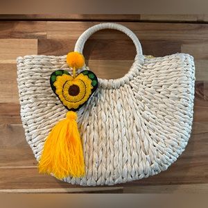 L’Occitane Natural Handmade Chic Straw Bag with Tassel